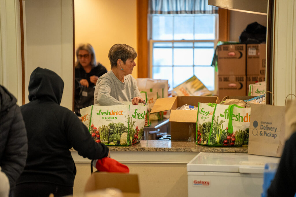 Local Food Pantries Unite to Support Over 1,000 Families Amid SNAP Crisis