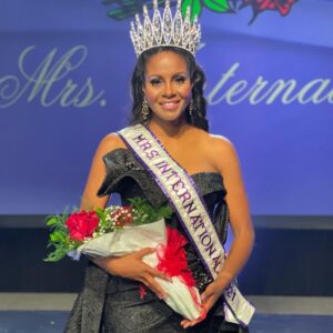 Mrs. Yolanda Stennett Crowned Mrs. International 2021