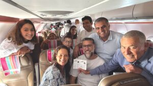 Over 100 new immigrants from France arrive in Israel on Families Flight