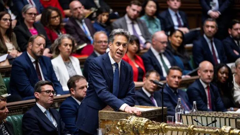 UK Foreign Secretary Announces Ban on West Bank Settlement Imports, Citing Family Holocaust History and Israel’s Right to Self-Defense