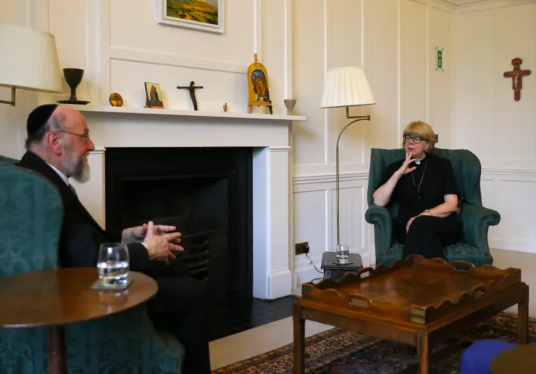 Archbishop of Canterbury Meets Chief Rabbi to Address Jewish Community’s Pain Over Pro-Palestinian Document