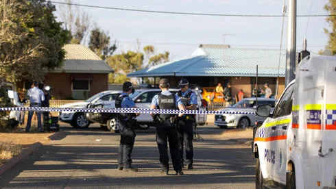 Perth police kill 16-year-old boy who stabbed and shot a man