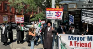 Israeli Satmar Hasidic Member to Remain in ICE Custody While Deportation Proceeds