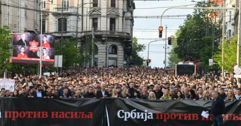 Anti-Government Protests in Serbia Demand Release of Officials Amid Calls for Government Action