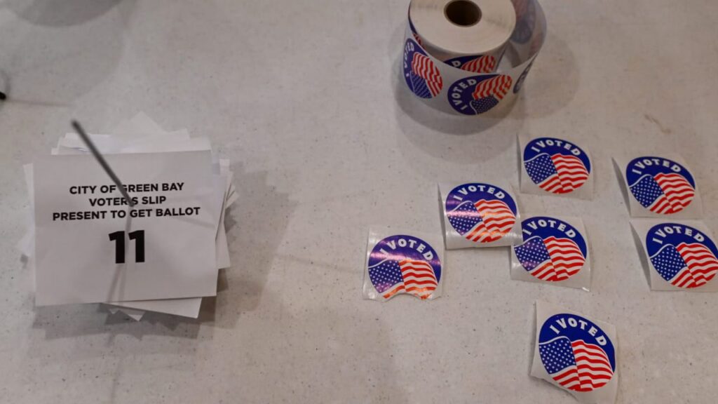 Two-thirds of US Jewish Voters Favor Democrats in Midterms, Despite Tensions Over Israel