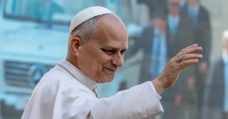 Pope Leo XIV grants ecclesiastical communion to new Chaldean Patriarch Polis III Nona.