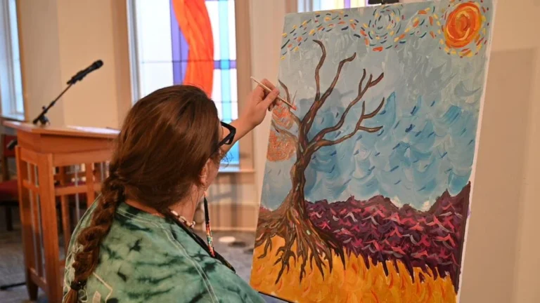 Brushstrokes of Justice: Presbyterian Moderator’s Sermon Inspires Artistic Pledge at Youth Advocacy Conference