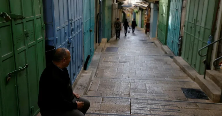 Jewish Israeli man pepper-sprays Christian child in Jerusalem on Yom Kippur