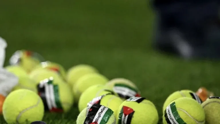 Hundreds of Tennis Balls Thrown Onto Pitch During Ireland vs. Austria Match in Protest of Upcoming Israel Match