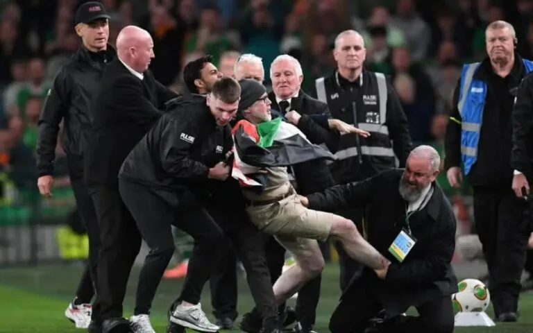 Football Match Between Ireland and Austria Interrupted Twice Due to Palestinian-Protester Interruptions in Dublin