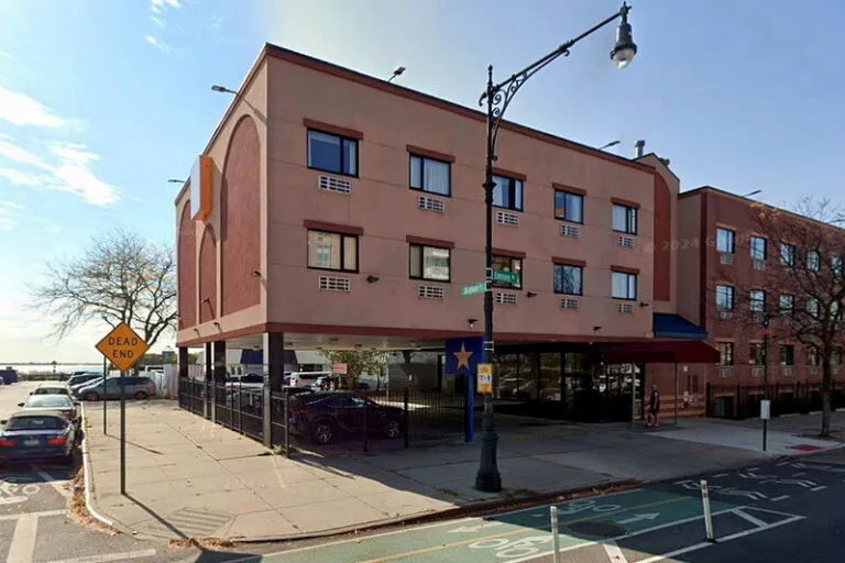 New York City Plans to Relocate 110 Single Male Travelers to Sheepshead Bay Shelter, Spurring Resident Concerns