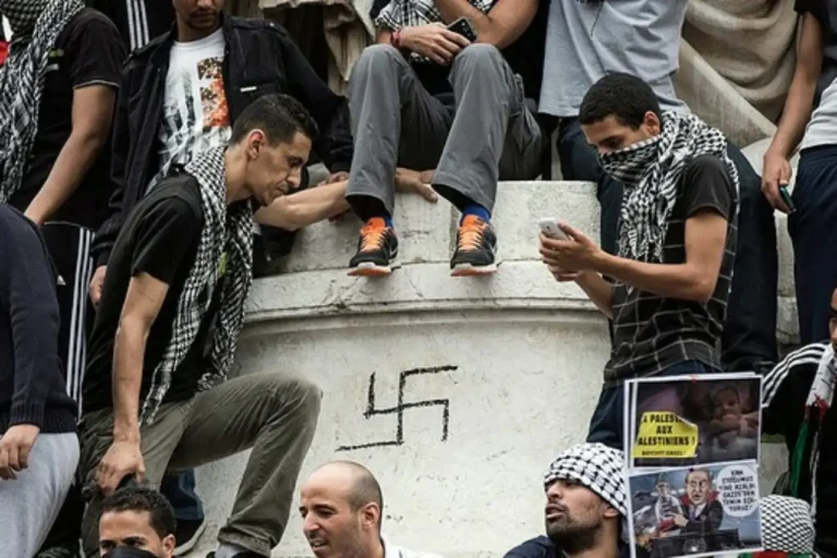 French Officials Urged to Heighten Jewish Community Protection Amid Rising Anti-Semitic Incidents