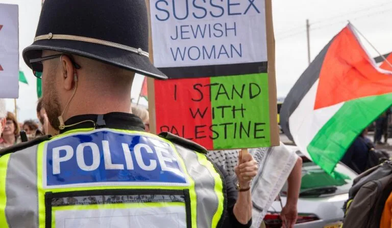 Green Party Votes to Classify Zionism as Racism Amid Debate Over Anti-Semitic Implications