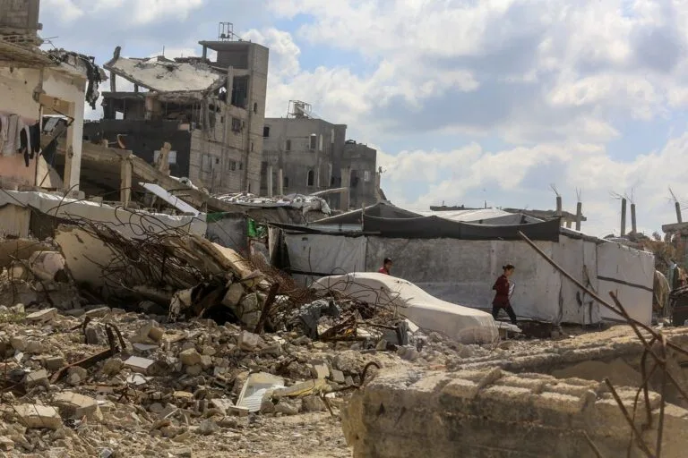 Israeli Fire Kills Palestinian, Injures 15 Amid Gaza Truce Violations