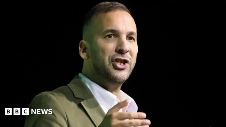 Green Party leader rejects exclusion based on religious or communal background after Zionism motion