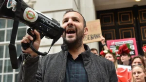 UK Green Party Leader Loses By-Election After Party Brands Zionism ‘A Form of Racism’