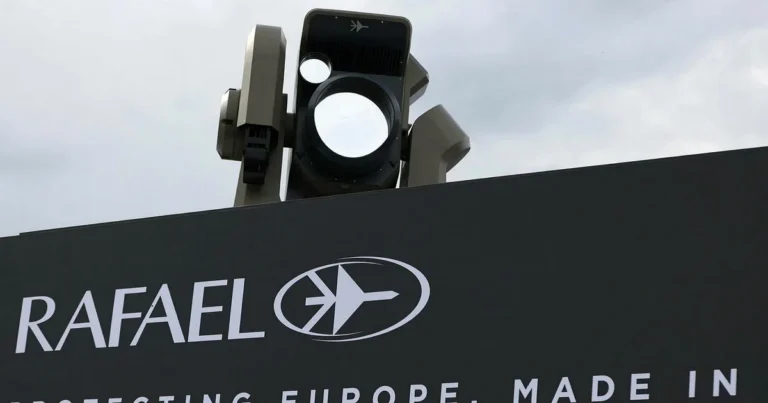 Israeli Arms Industry Gains Support in Germany, Faces Restrictions in France