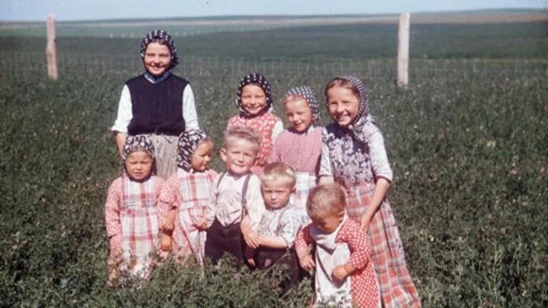 Hutterite Leader Helps Members Transition to Mainstream Society Through Employment and Support