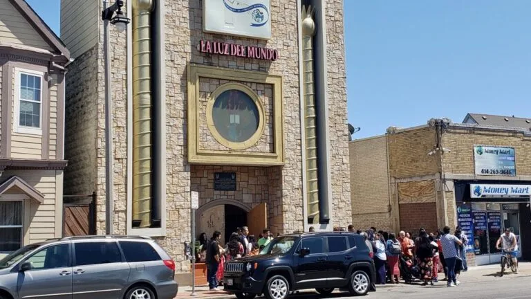 La Luz Del Mundo Church Removes Banner of Accused Child Rapist Following City Order