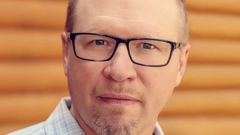 “Queer-affirming Nazarene Minister Faces Trial Over LGBTQ+ Support”