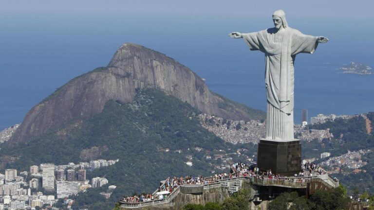 Brazil’s Universal Church of the Kingdom of God Under Indictment for Fraud and Money Laundering