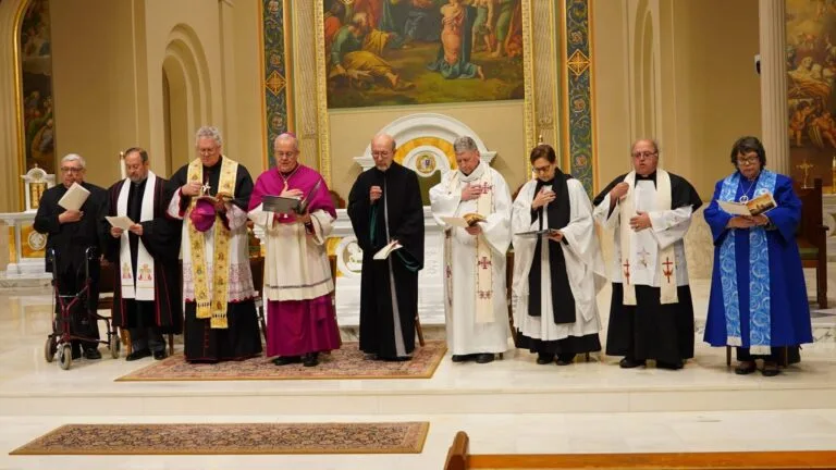 Ecumenical service brings together Catholic, Protestant, and Orthodox Christians in prayer for unity