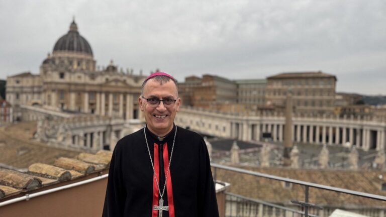 Pope grants ecclesiastical communion to Chaldean Patriarch Polis III Nona
