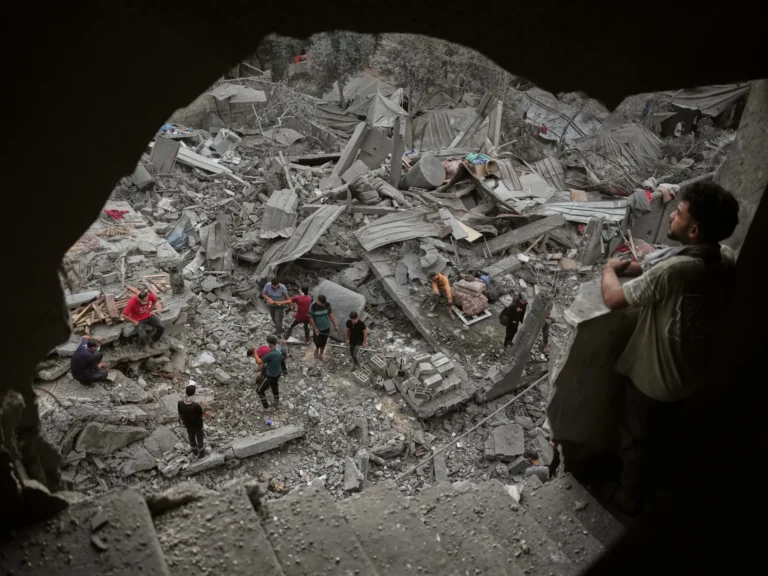 Israeli Air Strike Kills Palestinian Woman in Gaza City