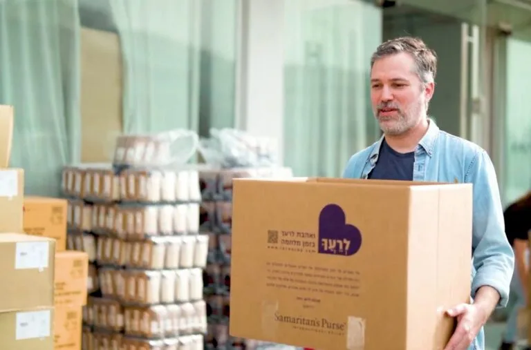 More Israelis Requesting New Testaments from Jews for Jesus Following Oct. 7 Conflict