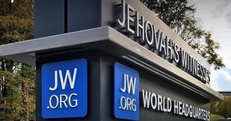 Jehovah’s Witnesses update policy on four blood components, allowing individual conscience decisions