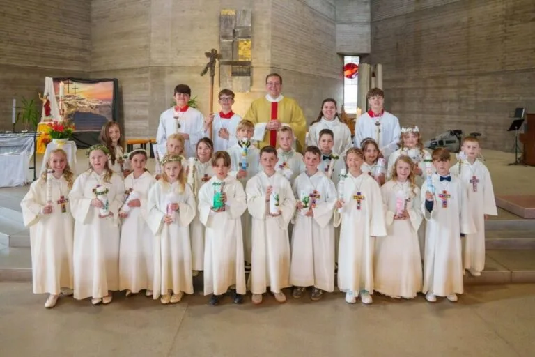 First Communion Celebrated at Rottweiler Auferstehung Christi Church with 19 Children