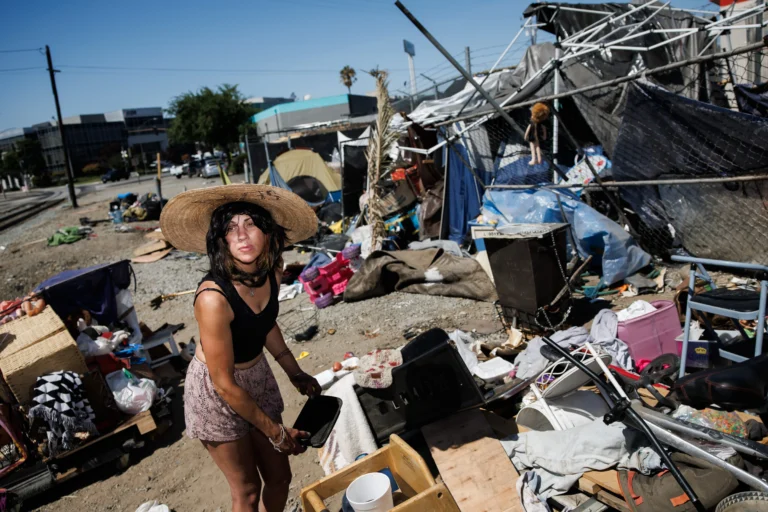 San Mateo County Implements Ordinance to Criminalize Refusal of Shelter Beds Amid Homelessness Challenges