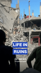 Israeli Airstrike Destroys Building in Maghazi, Palestinians Search Through Rubble