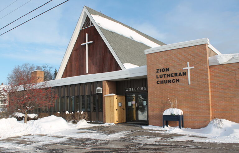 Superior Church Offers Free Christmas Meals to Community