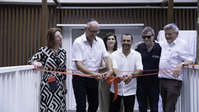 Dutch Christians restore Gaza border synagogue for newcomers