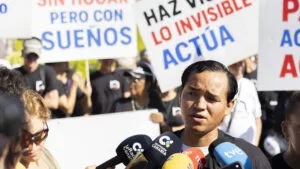 Rudy and Ana share testimonies on housing crisis in Gran Canaria