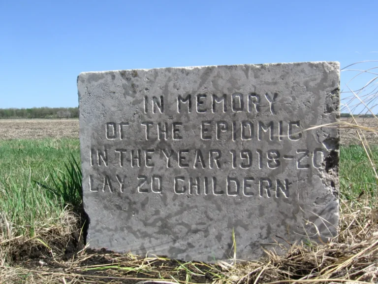 Mennonite Communities in Imperial Russia and Manitoba Responded to Epidemics Through Faith and Communal Action
