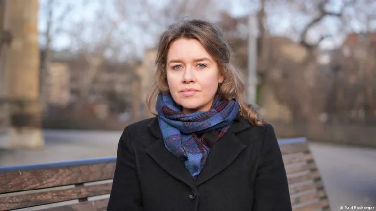 Author of Mennonite Novel in USSR Reflects on Emigration and Reconciliation Challenges