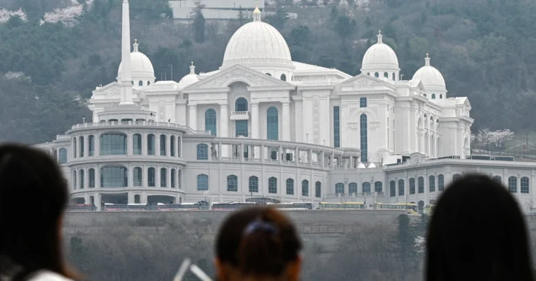 Unification Church Loses 14-Year Suit Against Founder’s Son