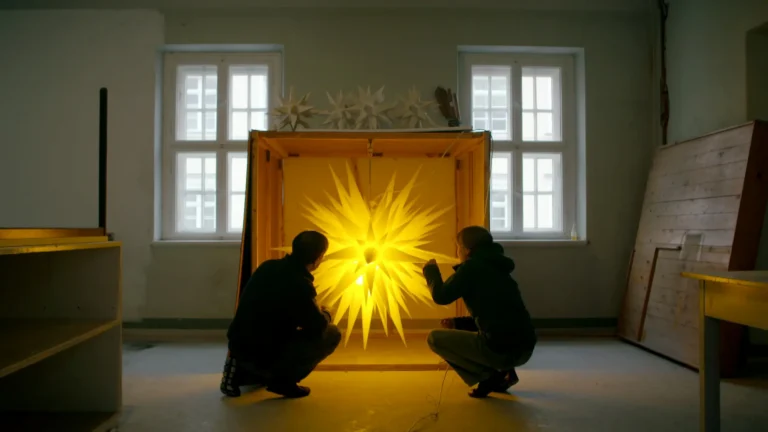 Herrnhut Community Celebrates 300th Anniversary of Founding with Annual Star Tradition (Herrnhut, Germany)
