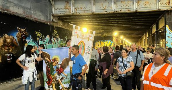 Fear of Deportation Leads Chicago Latino Immigrants to Avoid Church Attendance (Chicago, Illinois)