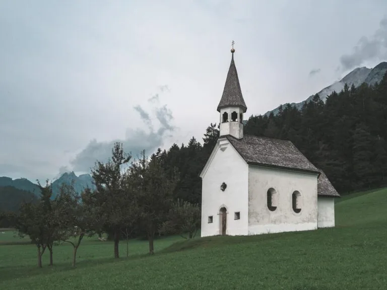 Nondenominational Church in Auburn, Indiana, Enters NIL Deal with College Athlete