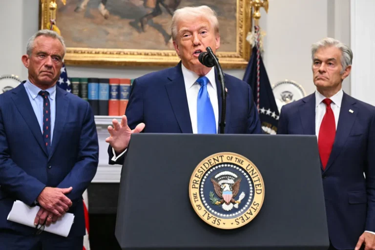 Trump Makes Unsubstantiated Claims About Autism Rates Among Amish and Cuban Populations During Tylenol Announcement