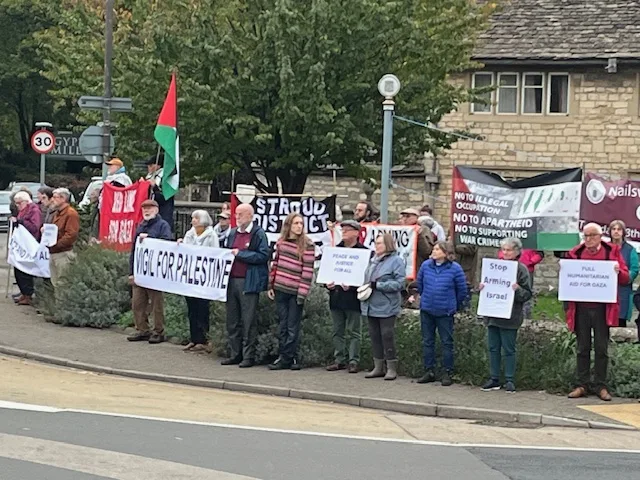 Quaker Meeting in Nailsworth Joins Christ Church in Silent Palestine Vigil
