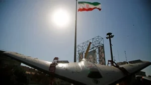 Iran Warns of Targeting US Political Assets and Infrastructure in Potential War Escalation