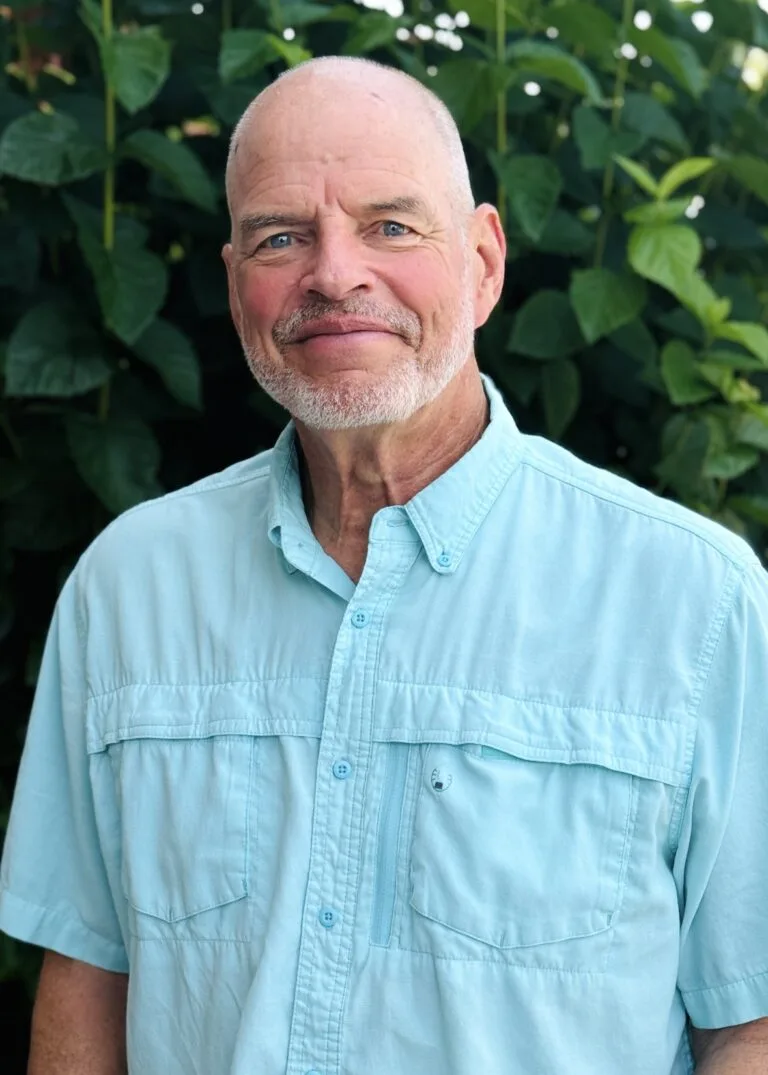 Pastor Douglas F. Lange, a 40-year Lutheran minister and educator, dies at 71