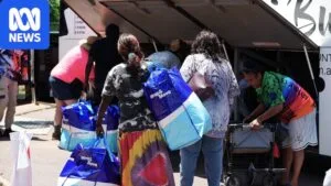 Mission Australia says it may have lost contact with some residents moved to Batchelor homeless shelter