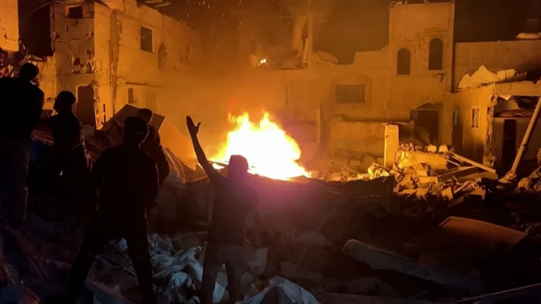 Israeli Airstrike Hits Building in Nuseirat, Caught on Camera