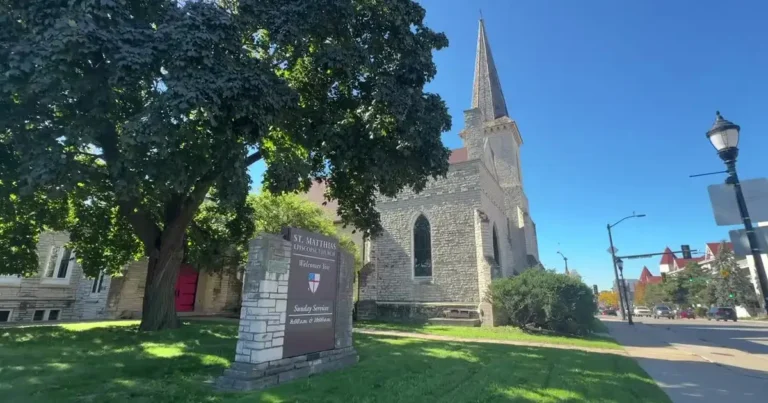 Waukesha warming center to open at St. Matthias Church during extreme cold