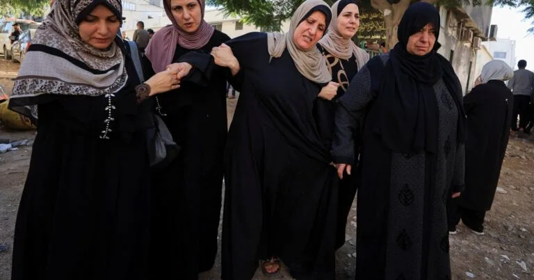 Israeli Fire Kills Four in Gaza, Medics Report